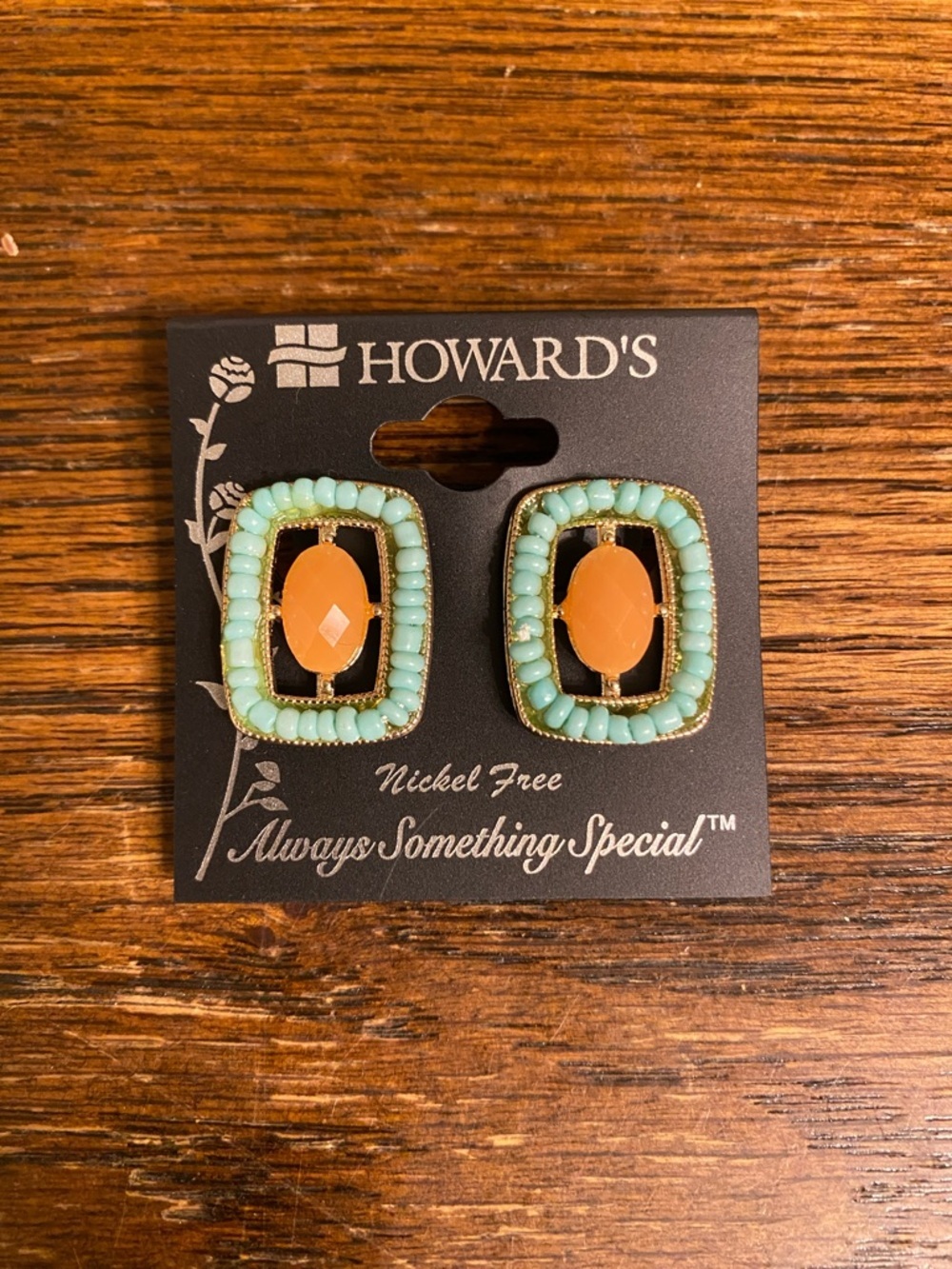 Howard's Turquoise Peach Beaded Frame Clip On Earrings Hypoallergenic NWT